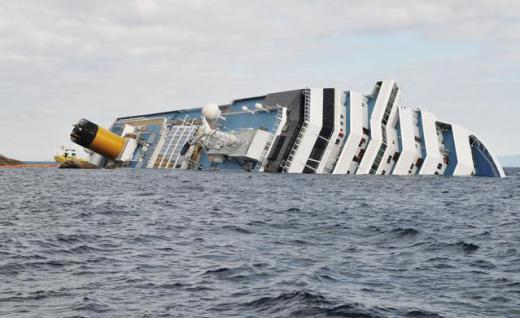 مراقب باشید! …کوچک‌ترین سوراخ‌ها ‌می‌توانند.. بزرگ‌ترین کشتی‌ها را غرق کنند … …مجمع فعالان اقتصادی